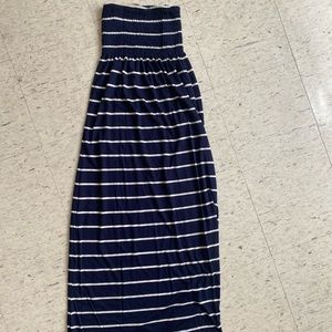 SUMMER DRESS FOR SELL GREAT FOR OUTDOORS.